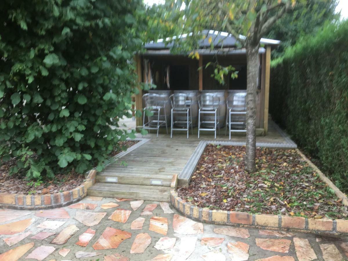 Gite Du Vieux Bourg Le Vieux Bourg  Exteriör bild